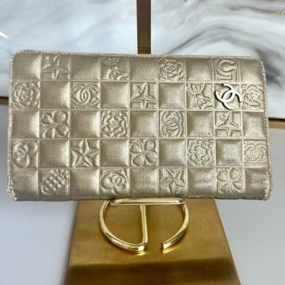 SOLD**SOLDChanel Icon Series - Precious Symbols CC - Metallic Gold Bifold Wallet - Picture 1 of 15